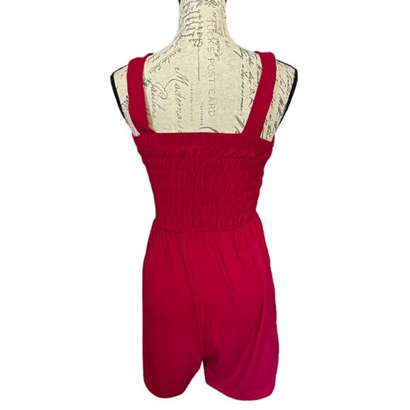 Zenana Red Burgundy Smocked Top Romper With Pockets Size Small - Picture 4 of 5
